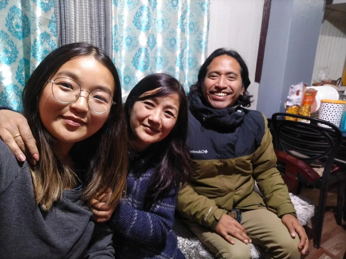 Dukeraj Homestay Darjeeling  Bagian luar foto