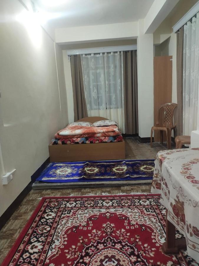 Dukeraj Homestay Darjeeling  Bagian luar foto